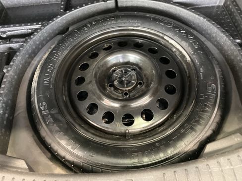 Used 2015 Ford Escape SE image 31