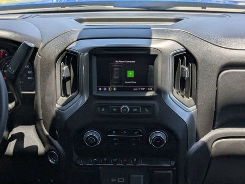 Used 2025 Chevrolet Silverado 1500 Custom w/ Turbomax Blackout Package AWD/4WD image 18