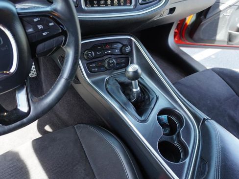 Used 2016 Dodge Challenger R/T Plus image 28