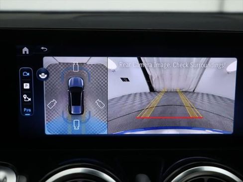 New 2026 Mercedes-Benz GLB 250 image 17