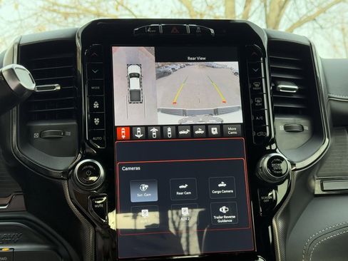 Used 2024 RAM 2500 Limited image 16