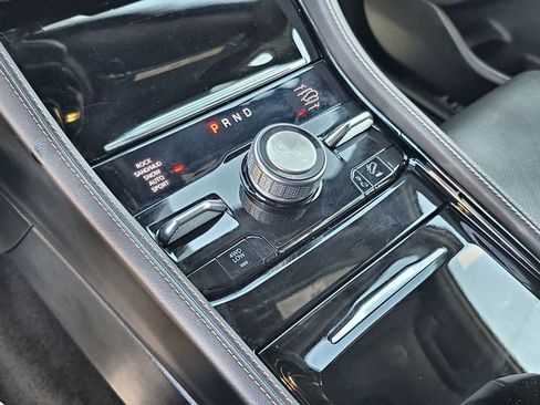 Used 2023 Jeep Grand Cherokee Summit AWD/4WD image 31