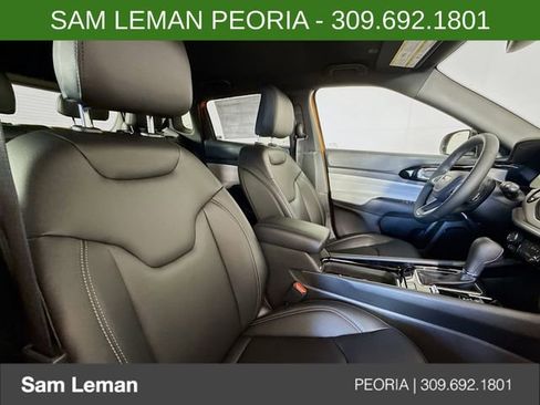 New 2026 Jeep Compass Limited image 25