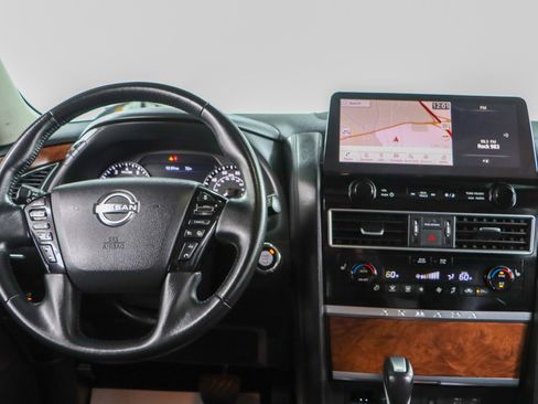 Used 2024 Nissan Armada SL RWD image 18