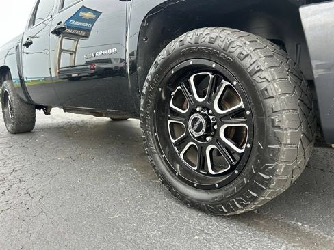 Used 2013 Chevrolet Silverado 1500 LTZ w/ LTZ Plus Package AWD/4WD image 10