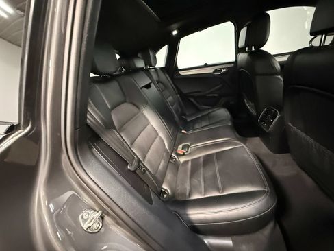 Used 2015 Porsche Macan Turbo AWD/4WD image 14