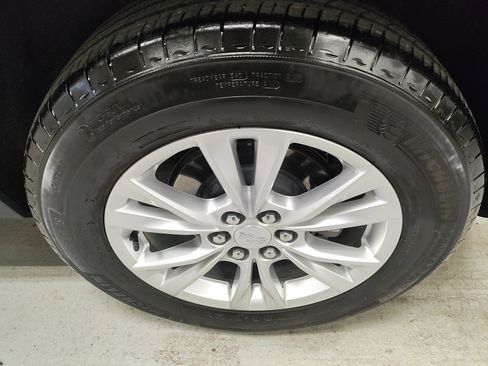 Used 2020 Cadillac XT5 Luxury image 20