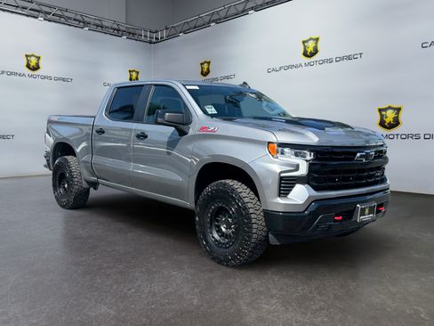 Used 2025 Chevrolet Silverado 1500 LT Trail Boss AWD/4WD image 7