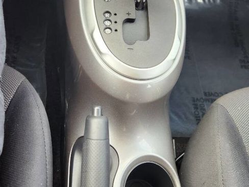 Used 2013 Nissan Juke S image 7