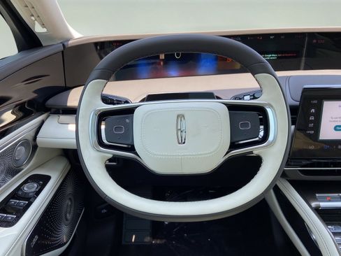 New 2025 Lincoln Nautilus Black Label w/ Jet Appearance Package image 11