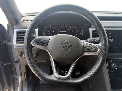Used 2023 Volkswagen Atlas Cross Sport SEL R-Line AWD/4WD image 13