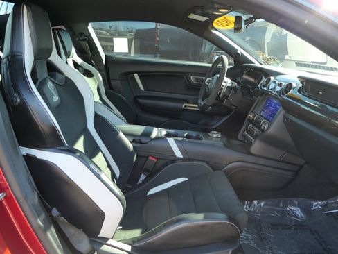Used 2020 Ford Mustang Shelby GT500 w/ Technology Package image 25