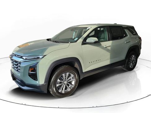New 2026 Chevrolet Equinox LT w/ Safety and Technology Package FWD image 1