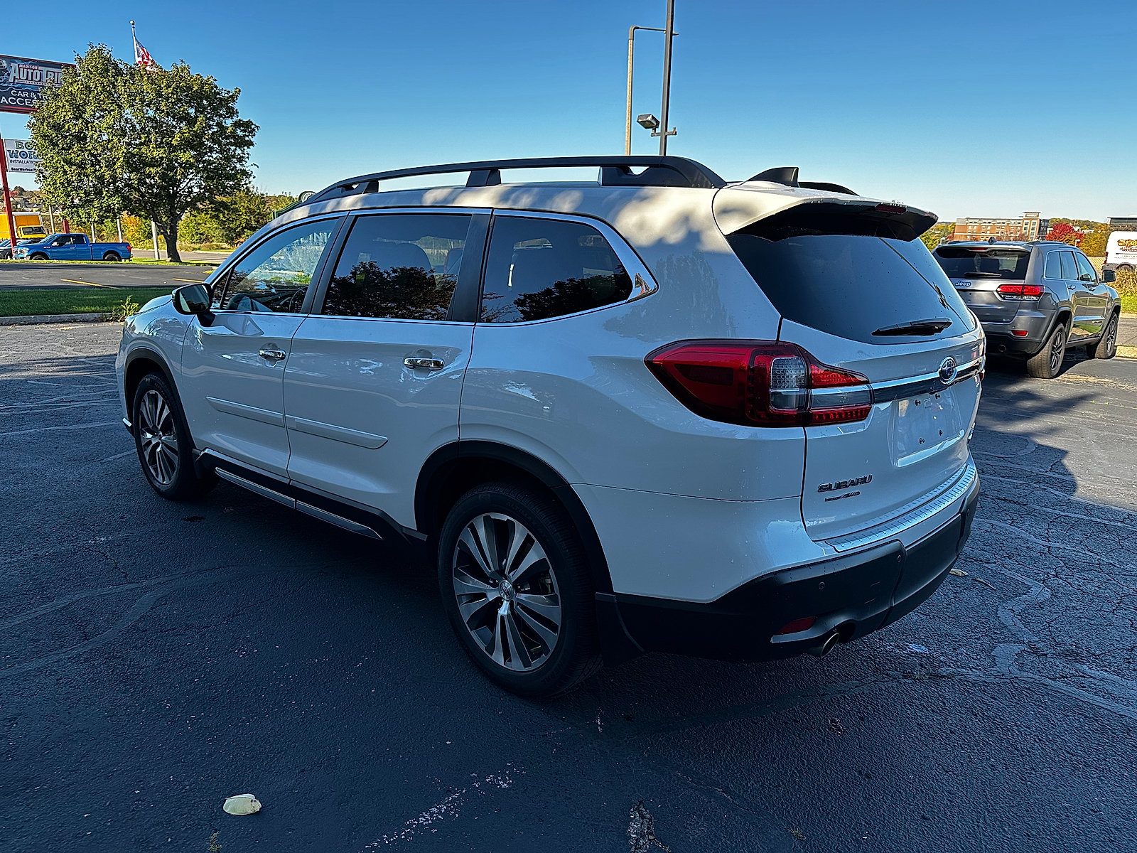 Used 2022 Subaru Ascent Touring w/ Popular Package #2A AWD/4WD image 5