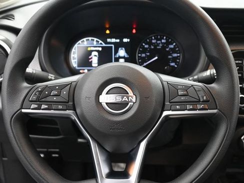 Used 2024 Nissan Kicks SV FWD image 29