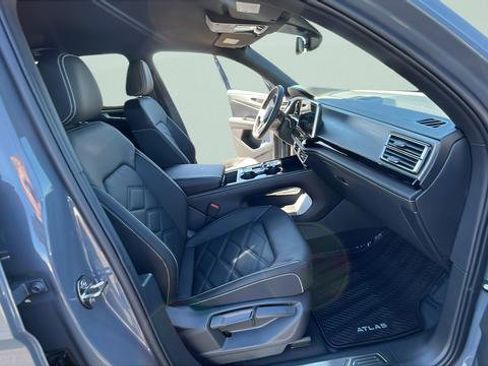 New 2026 Volkswagen Atlas Cross Sport SE AWD/4WD image 26