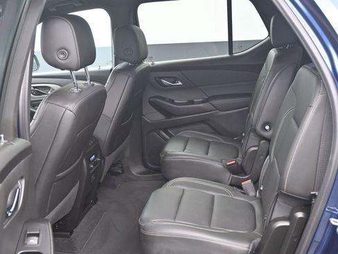 Used 2023 Chevrolet Traverse LT AWD/4WD image 13
