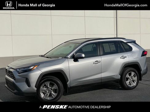 Used 2024 Toyota RAV4 XLE image 1