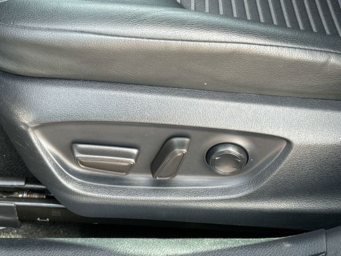 Used 2024 Toyota Camry SE FWD image 27