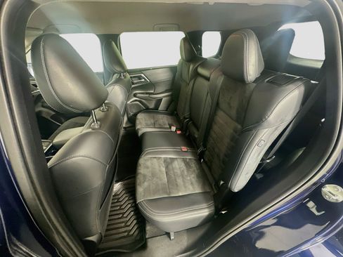 Used 2024 Mitsubishi Outlander SE AWD/4WD image 29