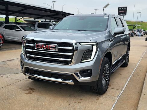 New 2026 GMC Yukon Elevation AWD/4WD image 7