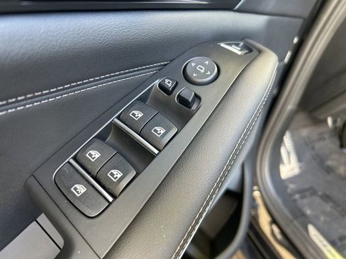 Used 2024 BMW X5 sDrive40i w/ M Sport Package image 47