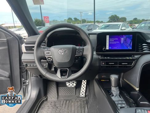 Used 2026 Toyota Camry SE FWD image 24