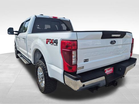 Used 2022 Ford F250 XLT w/ XLT Premium Package AWD/4WD image 4