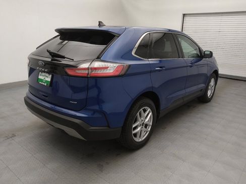 Used 2023 Ford Edge SEL image 9