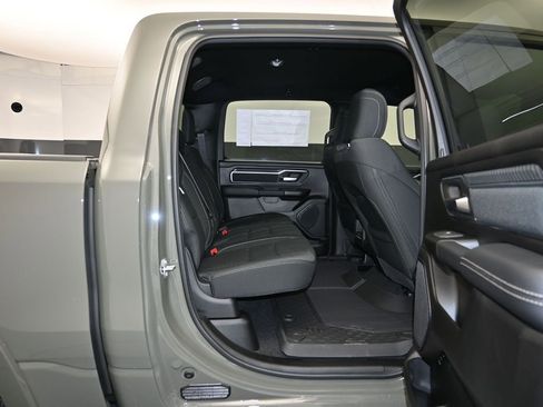 New 2026 RAM 1500 4x4 Crew Cab image 24