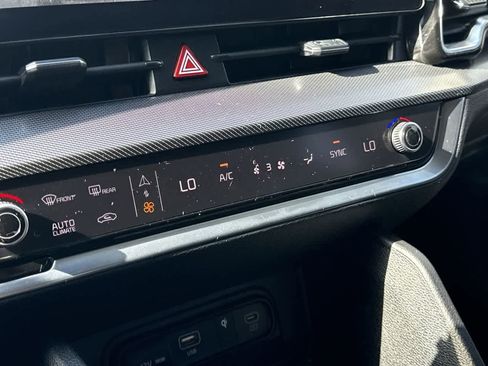Used 2024 Kia Sportage SX FWD image 20