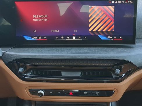 New 2025 BMW 330i xDrive Sedan w/ Premium Package image 18