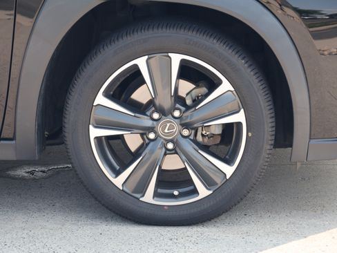 Used 2021 Lexus UX 250h w/ Accessory Package (Z1) AWD/4WD image 11