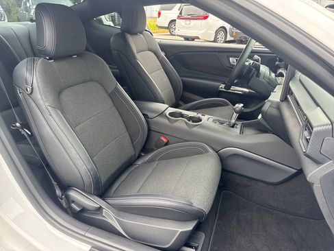 Used 2025 Ford Mustang GT RWD image 14