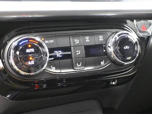 New 2026 Chevrolet Trax LT w/ Driver Confidence Package image 21