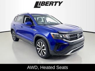 Used 2022 Volkswagen Taos SE image 1