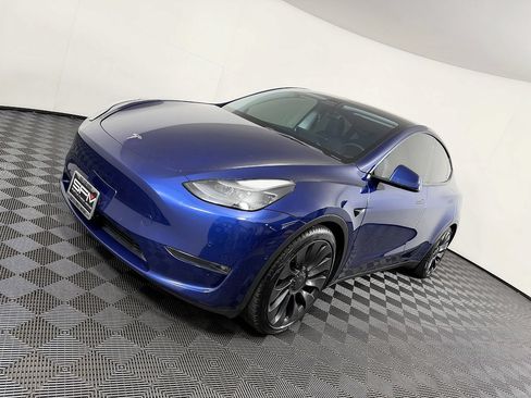 Used 2022 Tesla Model Y Performance AWD/4WD image 18