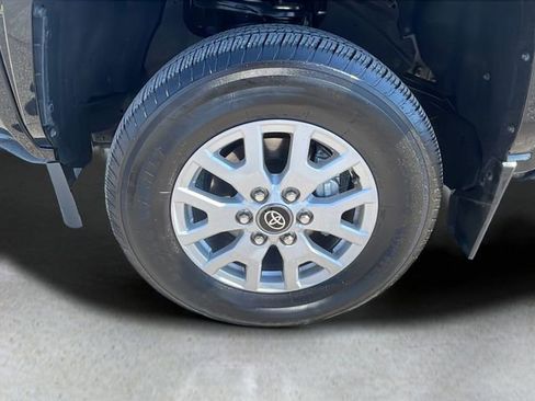 Used 2024 Toyota Tacoma SR image 10