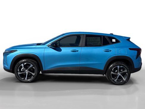 New 2026 Chevrolet Trax RS w/ Driver Confidence Package FWD image 2