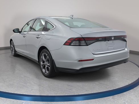 Certified 2023 Honda Accord EX image 7