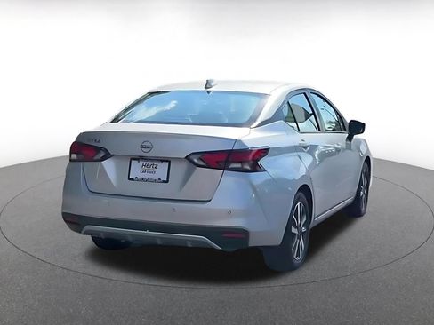 Used 2025 Nissan Versa SV FWD image 12
