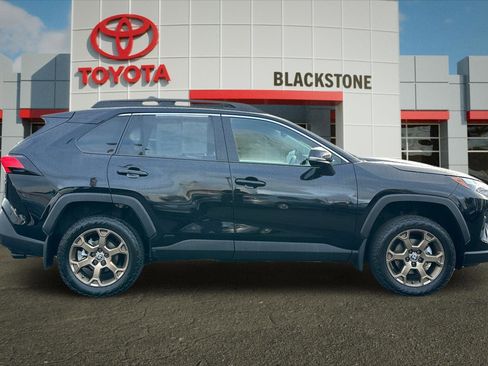 Certified 2023 Toyota RAV4 Hybrid XLE image 2
