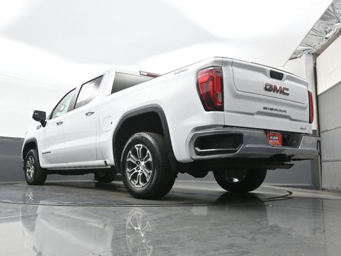 Used 2025 GMC Sierra 1500 SLT AWD/4WD image 28