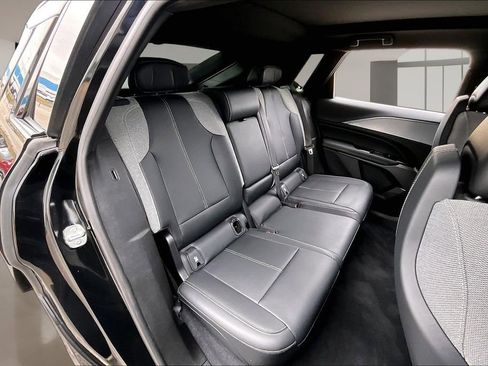 Used 2024 Cadillac Lyriq Tech AWD/4WD image 27