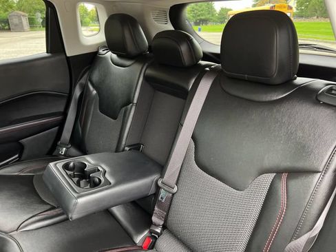 Used 2019 Jeep Compass Trailhawk AWD/4WD image 25
