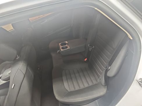 Used 2020 Ford Fusion SE FWD image 13