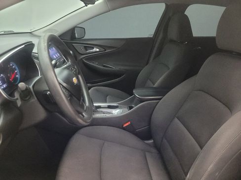 Used 2020 Chevrolet Malibu LT FWD image 17