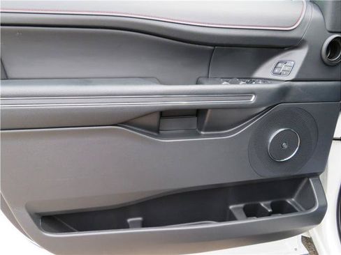 Used 2024 Ford Expedition Max Limited AWD/4WD image 14