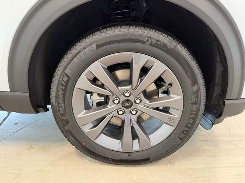 New 2026 Ford Explorer Active AWD/4WD image 12
