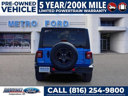 Used 2022 Jeep Wrangler Unlimited Sport AWD/4WD image 5